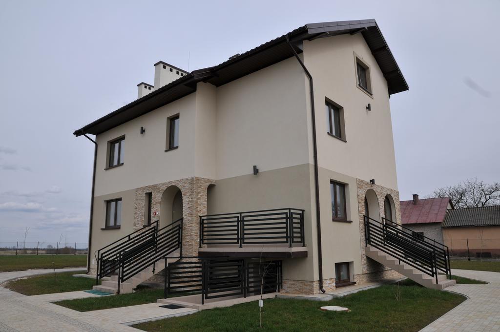 Noclegi Julia Stopnica Pacanow Mietel Exterior foto